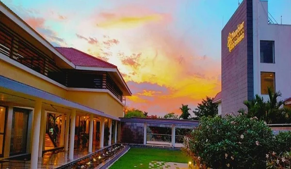 hotels near nambiar district 25